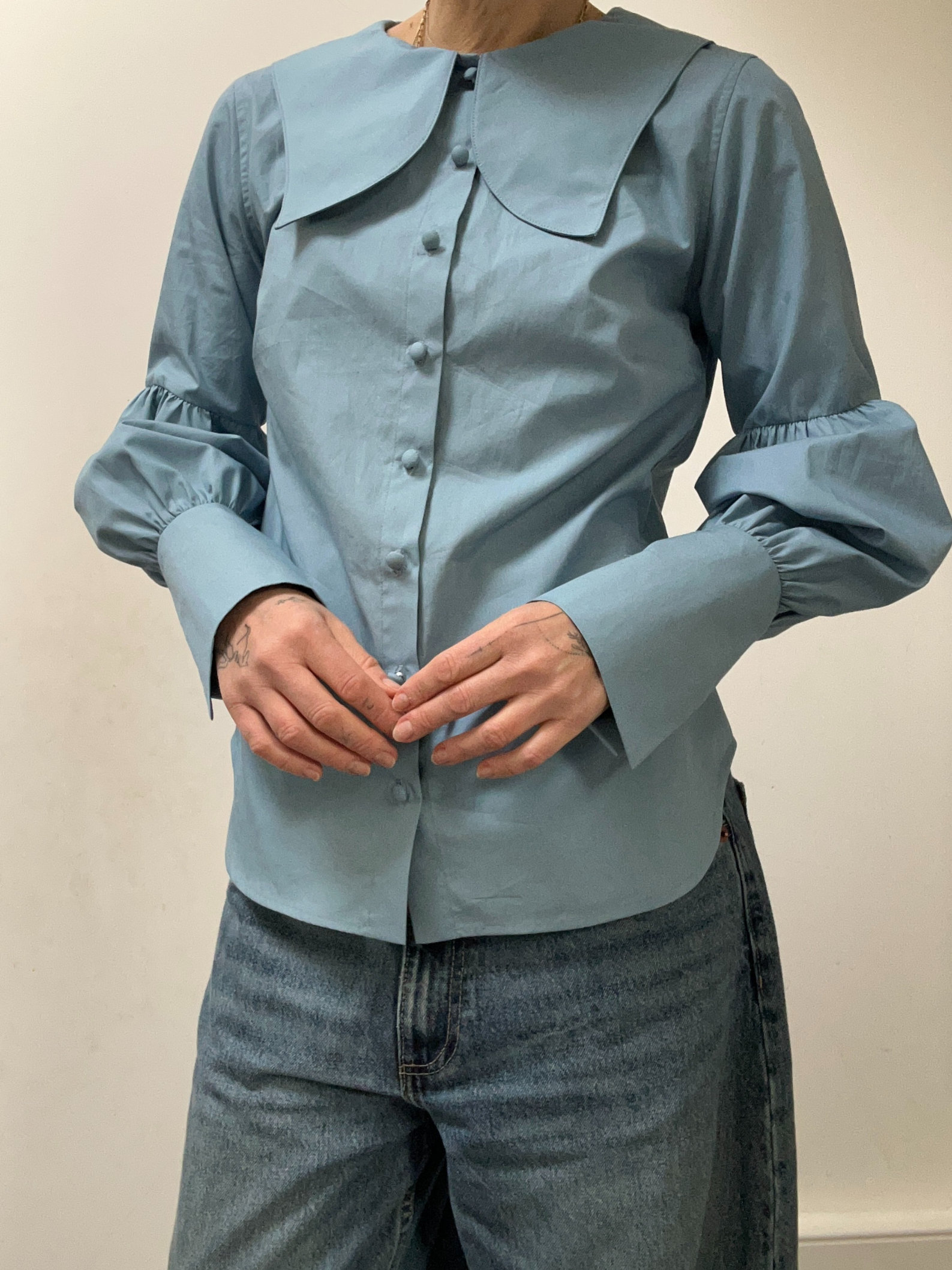 Tulip collar blouse in linen & cotton – Habiba | No More Nobody