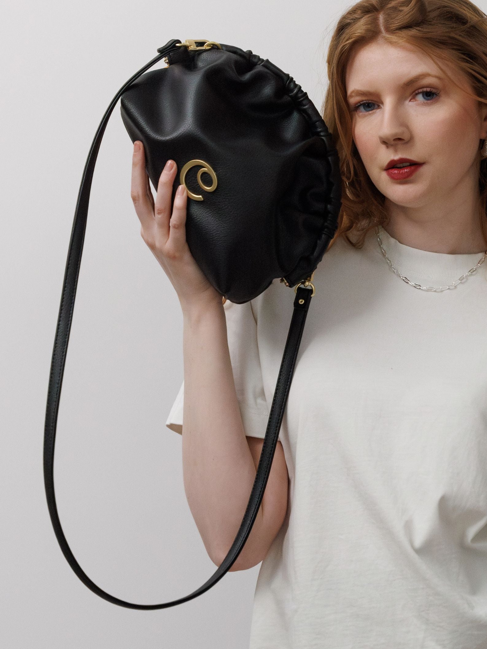 NORMA LARGE CLUTCH <br> Grape Leather - Black